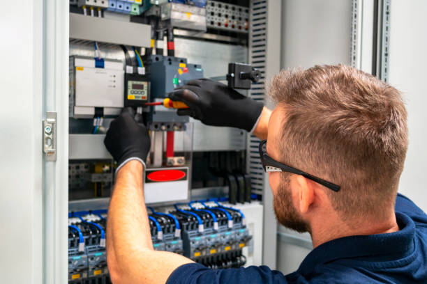 Best Home Electrical Repair  in Combined Locks, WI